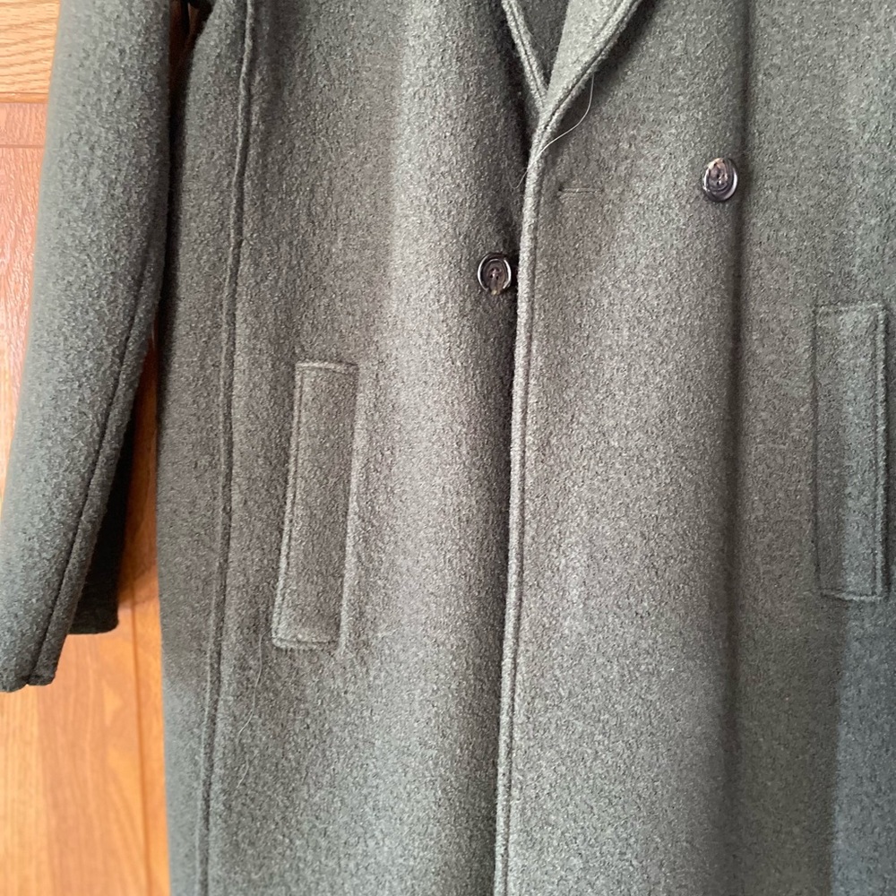 Coat - Picture 4 of 5